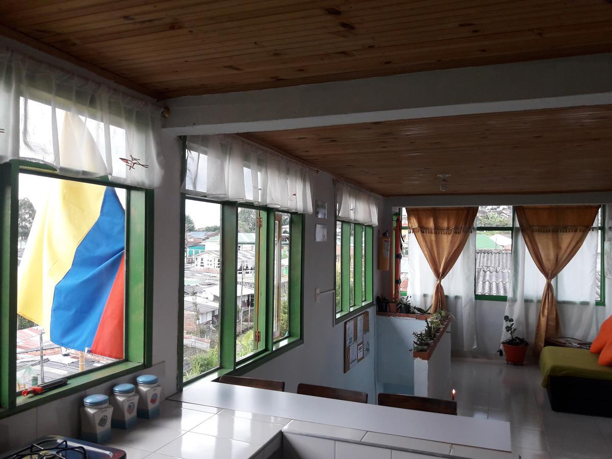 Hotel Vivienda Turistica Yerbabuena à Filandia Extérieur photo